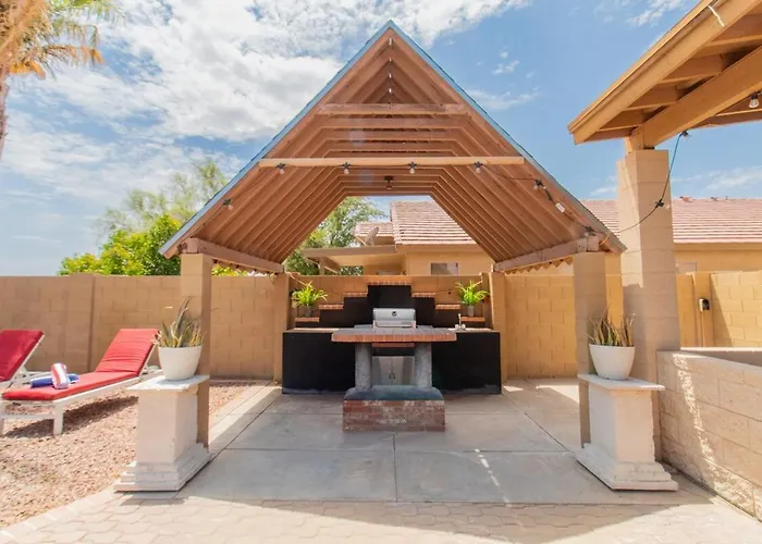 Amazing Pool Comfy King Queen Bbq