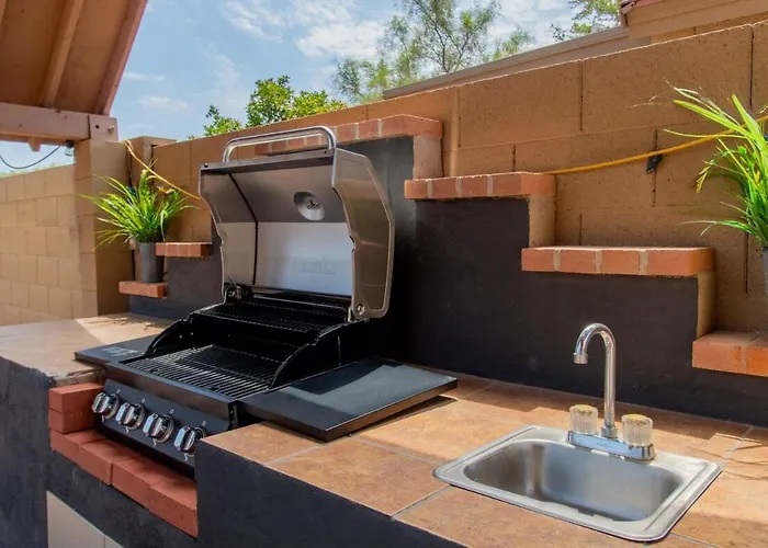 Villa Amazing Pool Comfy King Queen Bbq *