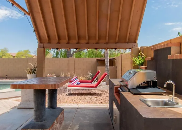 Amazing Pool Comfy King Queen Bbq *